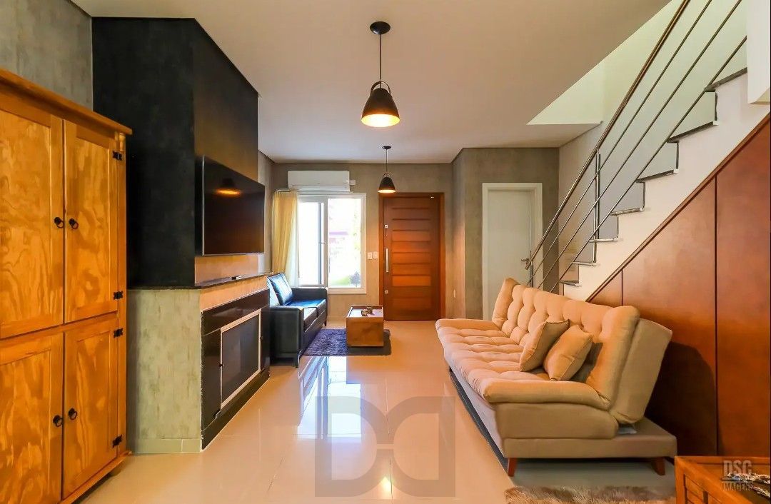 Casa para Venda - 178.4m², 3 dormitórios, sendo 1 suites, 2 vagas - Hípica — foto 1