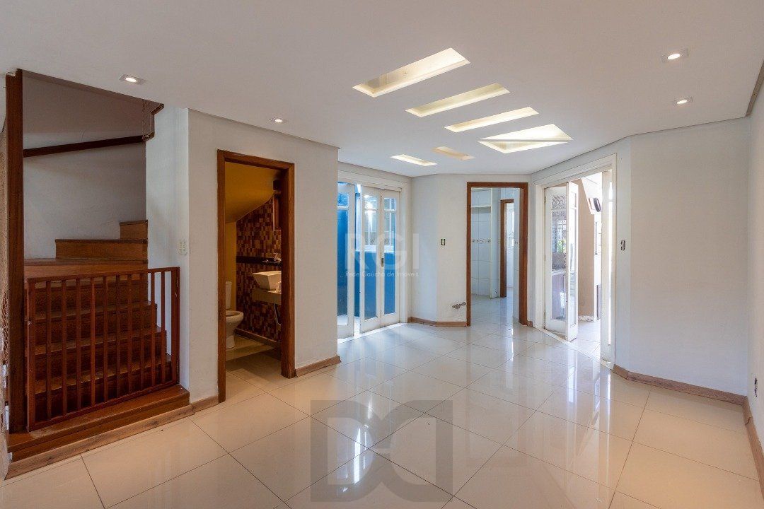 Casa para Venda - 205.81m², 3 dormitórios, sendo 1 suites, 2 vagas - Ipanema — foto 6