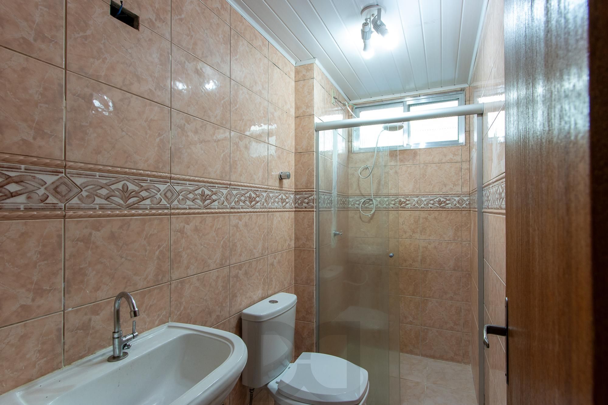 Apartamento de 2 dormitórios no bairro Camaquã. — foto 15