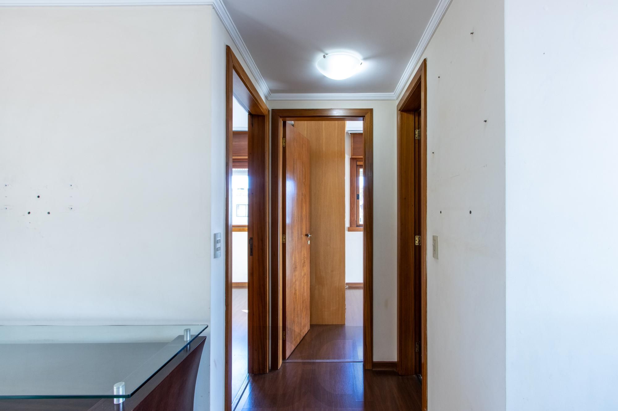 Apartamento Semimobiliado à Venda em Passo da Areia, Porto Alegre, RS — foto 17
