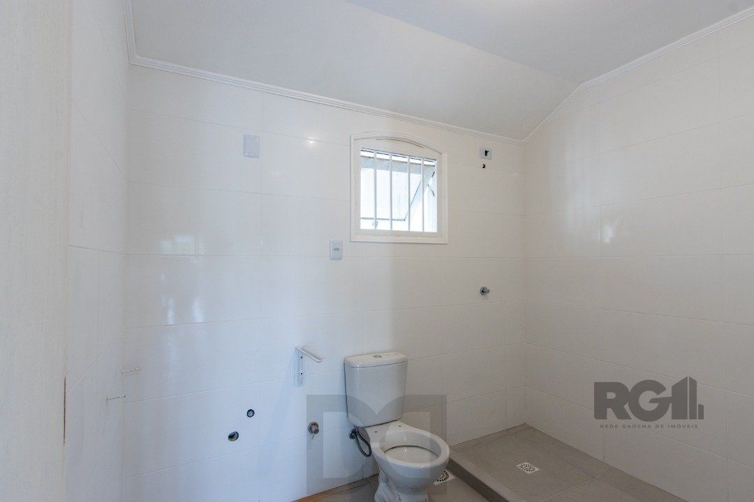 Casa para Venda - 337m², 3 dormitórios, sendo 1 suites, 3 vagas - Cristal — foto 42