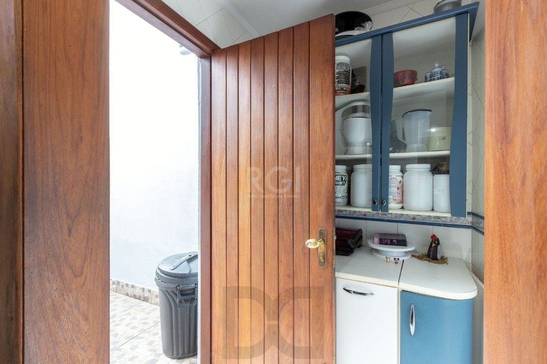 Casa para Venda - 451.63m², 5 dormitórios, sendo 1 suites, 4 vagas - Cristal — foto 22