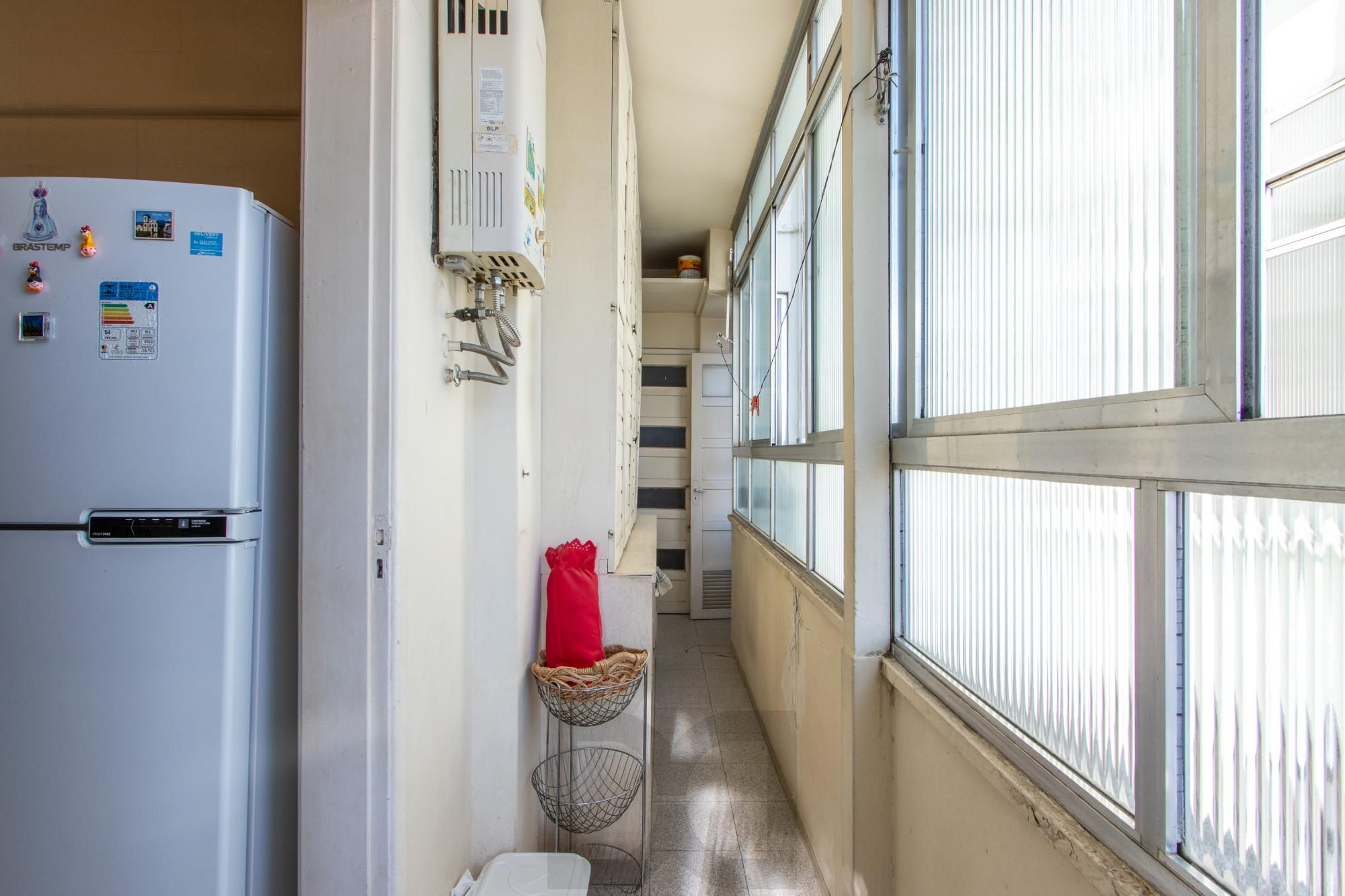 Apartamento Semimobiliado DESOCUPADO de 3 Quartos na Duque de Caxias, Centro Histórico de Porto Alegre — foto 10