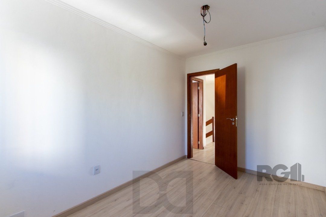 Casa para Venda - 120m², 3 dormitórios, sendo 1 suites, 1 vaga - Guarujá — foto 33
