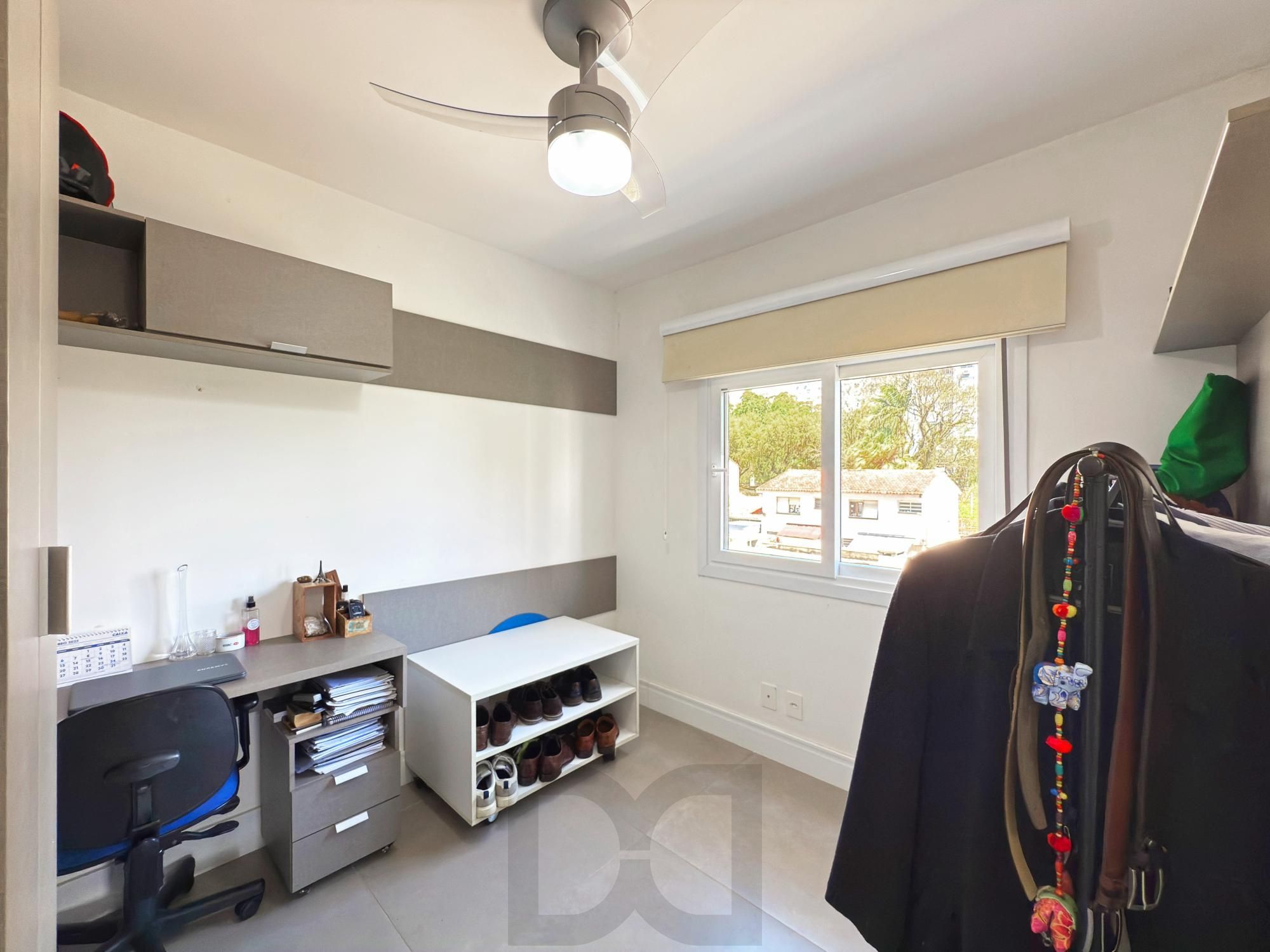 Apartamento 03 Suítes bairro Cristal, 88,97m² de área privativa, semimobiliada e 02 vagas de garagens cobertas. — foto 28