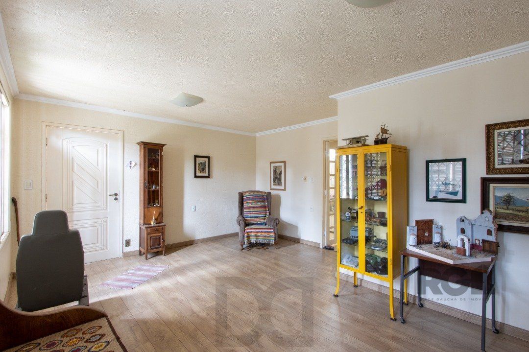 Casa para Venda - 239m², 5 dormitórios, sendo 1 suites, 2 vagas - Hipica — foto 9