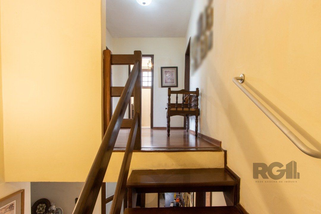 Casa para Venda - 200m², 3 dormitórios, sendo 1 suites, 3 vagas - Jardim Verde — foto 33