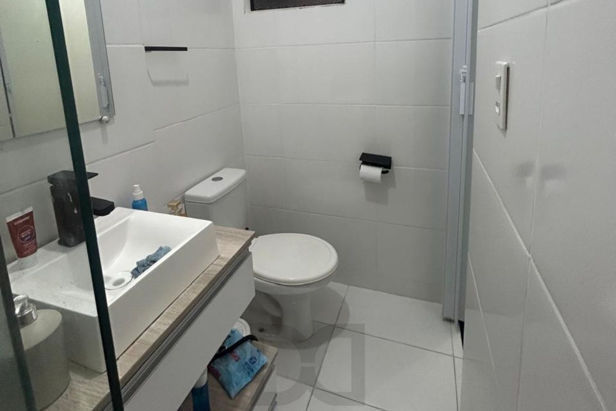 Apartamento com 2 quartos, no bairro Cavalhada — foto 11