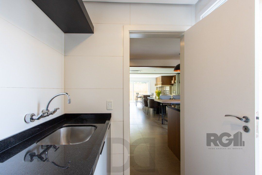 Casa mobiliada no Condomínio Las Rocas com 3 suítes, — foto 26