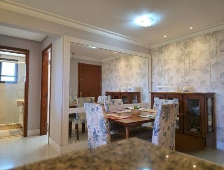 Apartamento  com 2 dormitórios, lavabo, banho social e churrasqueira integrada. — foto 2