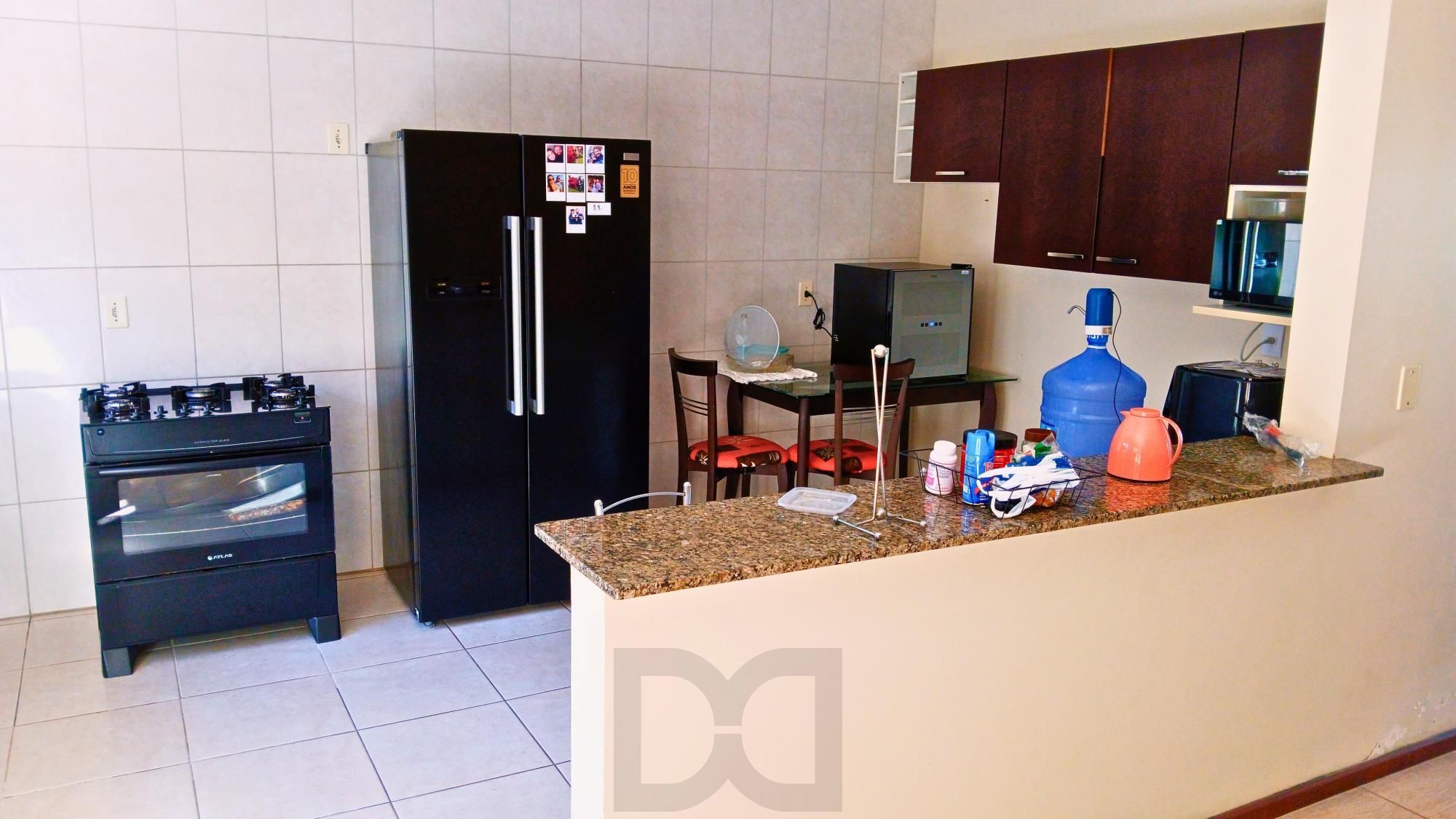 Casa aconchegante com 3 dormitórios, piscina e lareira — foto 12