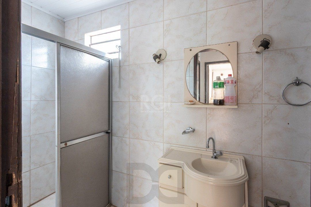 Casa para Venda - 149.99m², 6 dormitórios, sendo 2 suites, Nonoai — foto 35