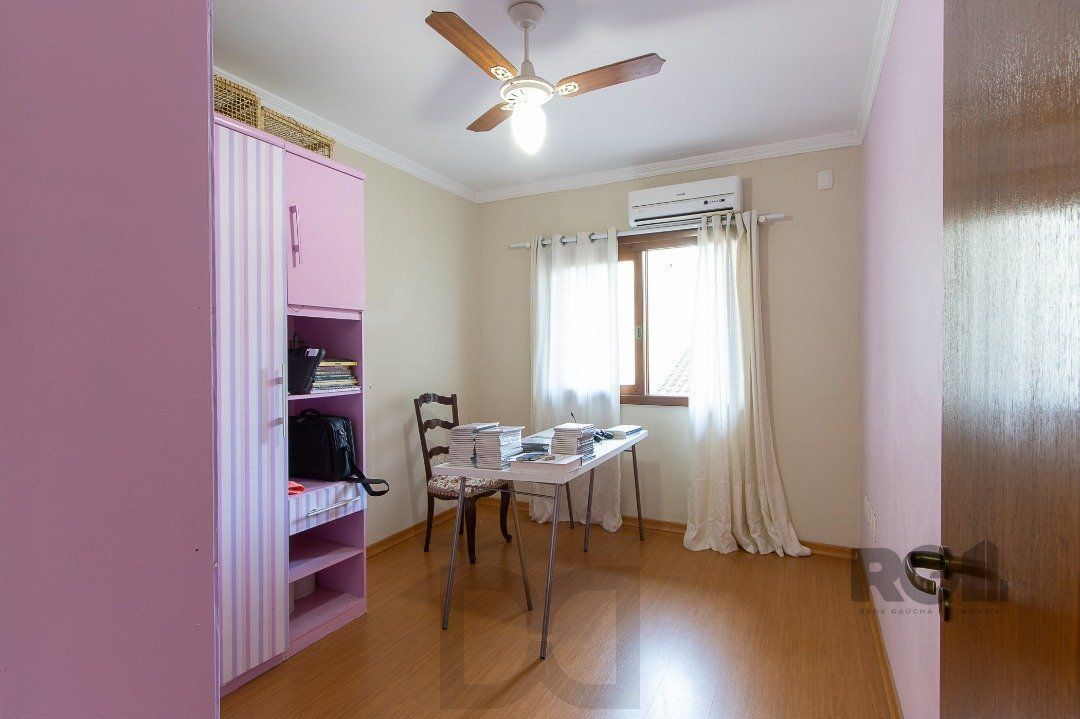 Casa para Venda - 300m², 5 dormitórios, sendo 1 suites, 4 vagas - Portal do Guarujá — foto 28