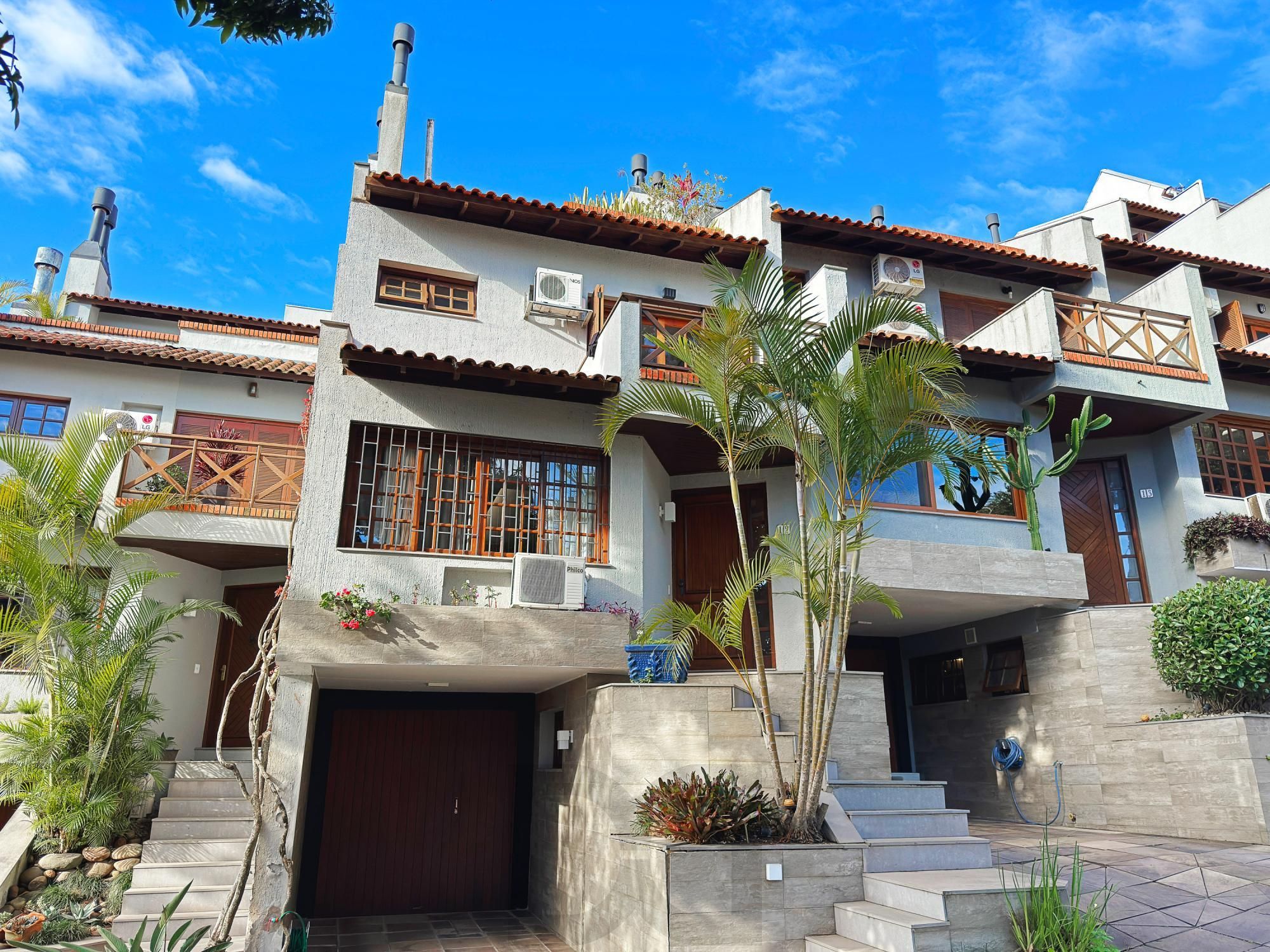 Casa de Condomínio com 3 Suítes, no bairro Tristeza — foto 54