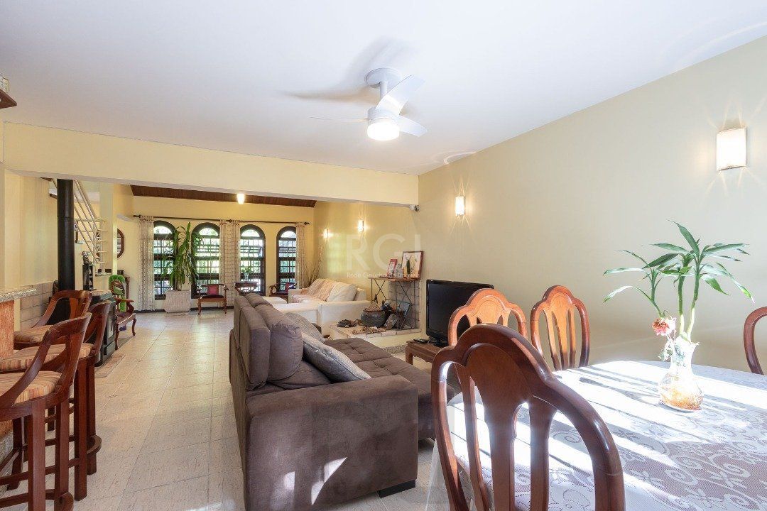 Casa para Venda - 308.25m², 3 dormitórios, sendo 1 suites, 5 vagas - Cristal — foto 11