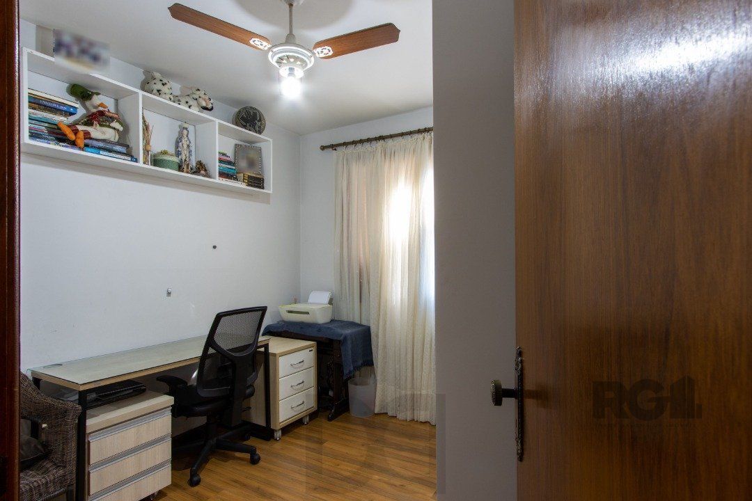 Apartamento Garden de 3 dormitórios, 1 suite e 1 vaga coberta no bairro Cristal. — foto 35