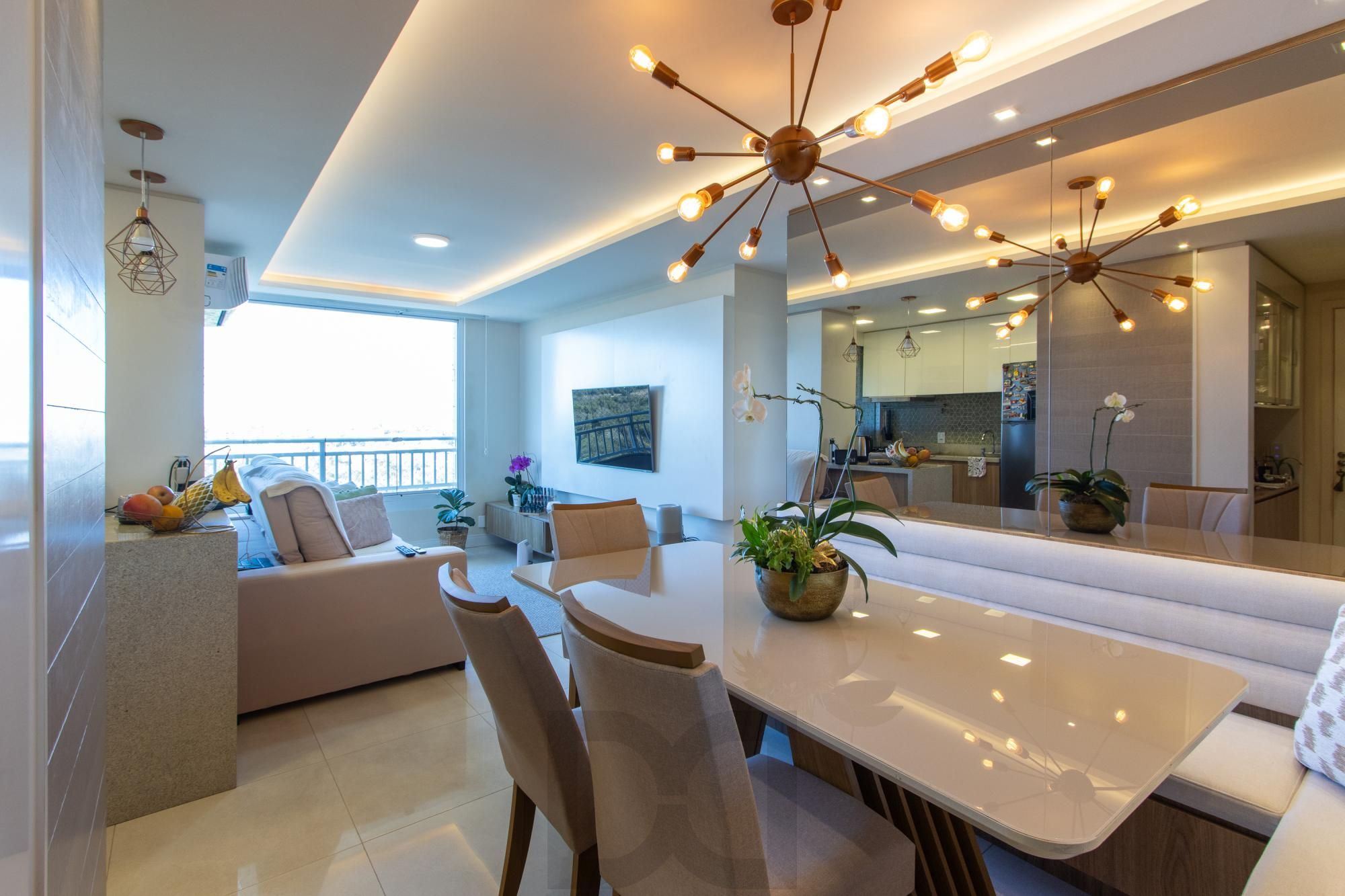 Apartamento com 2 quartos, 1 suíte — foto 2
