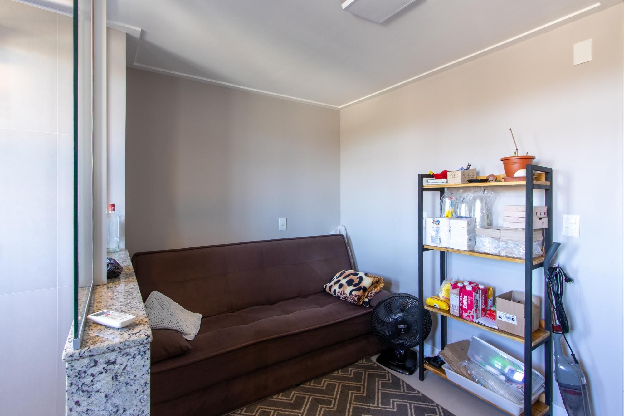 Apartamento 2 dorm, vaga de garagem escriturada e coberta - bairro Cristal — foto 19