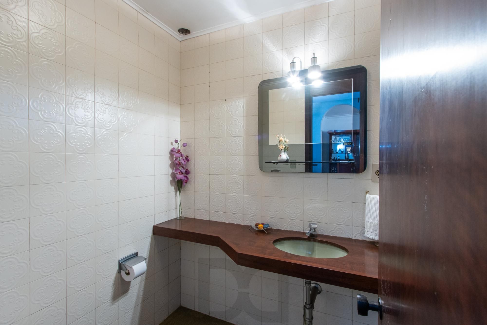 Casa para Venda - 485m², 4 dormitórios, sendo 1 suites, 3 vagas - Cristal — foto 8