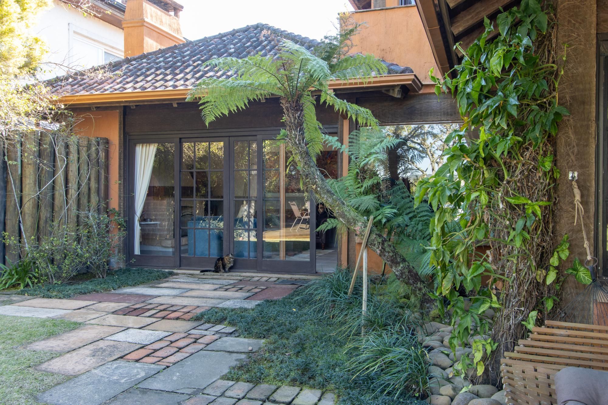 Casa à venda no Terra Ville com 6 dormitórios e fundo para o lago. — foto 50