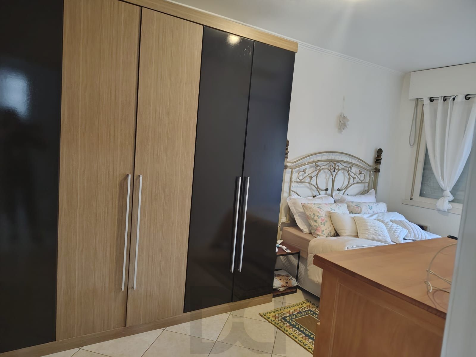 Apartamento de 2 quartos, living para 2 ambientes, banheiro social e 1 vaga escriturada. — foto 9
