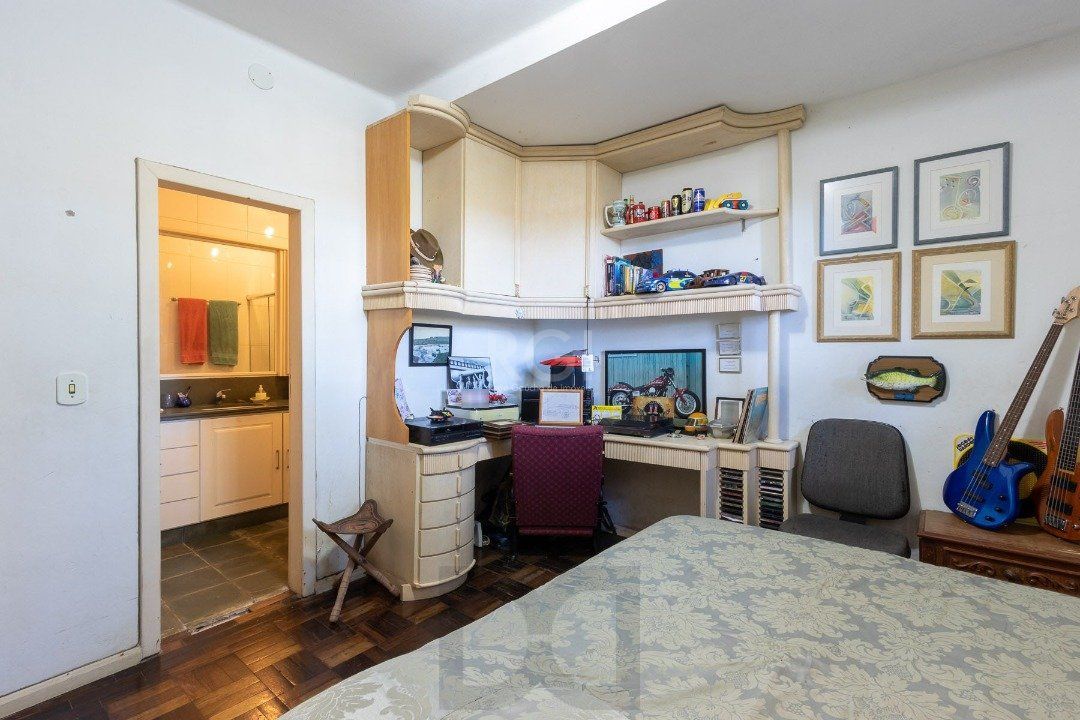 Casa para Venda - 192m², 4 dormitórios, sendo 3 suites, 4 vagas - Tristeza — foto 32