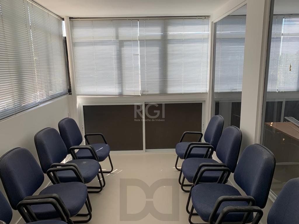 Sala comercial na Getúlio Vargas com 81,92m² privativos — foto 6