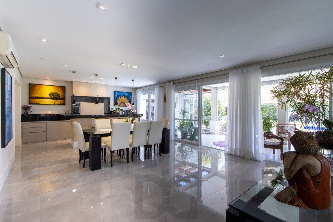 Excelente residência no Condomínio Terra Ville com aproximadamente 474,74m² privativos. — foto 20