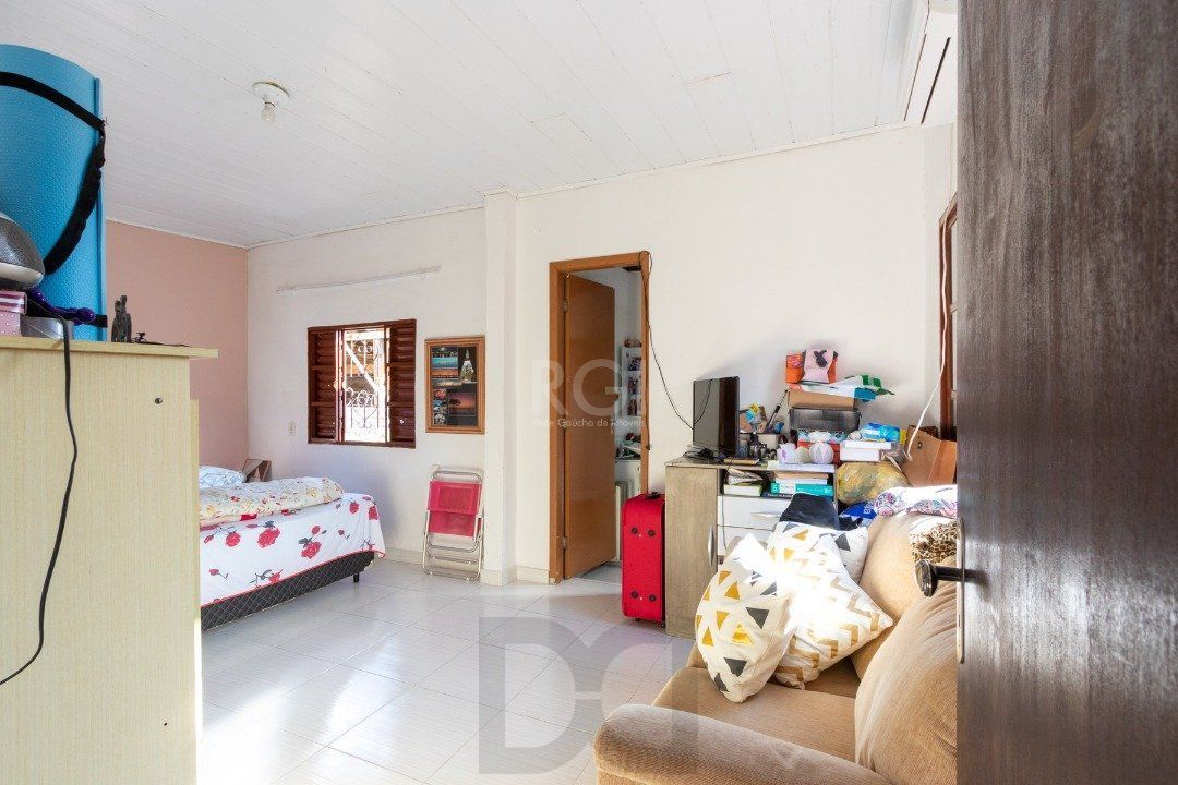 Casa para Venda - 240m², 6 dormitórios, sendo 3 suites, 2 vagas - Glória — foto 6