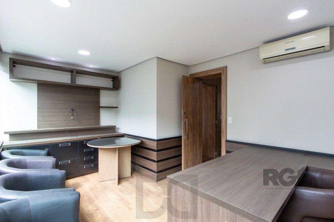 Excelente casa comercial com aproximadamente 300m² de área construída — foto 31