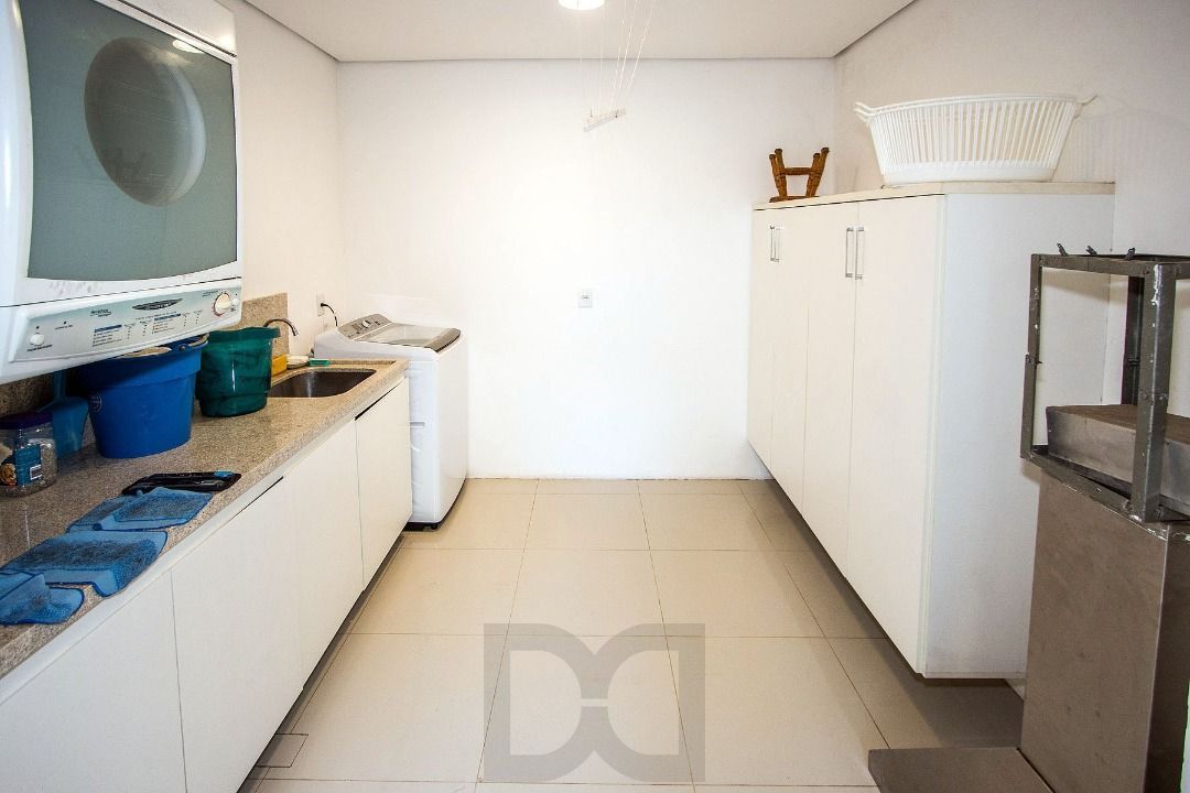Casa para Venda - 420m², 4 dormitórios, sendo 3 suites, 5 vagas - Tristeza — foto 12