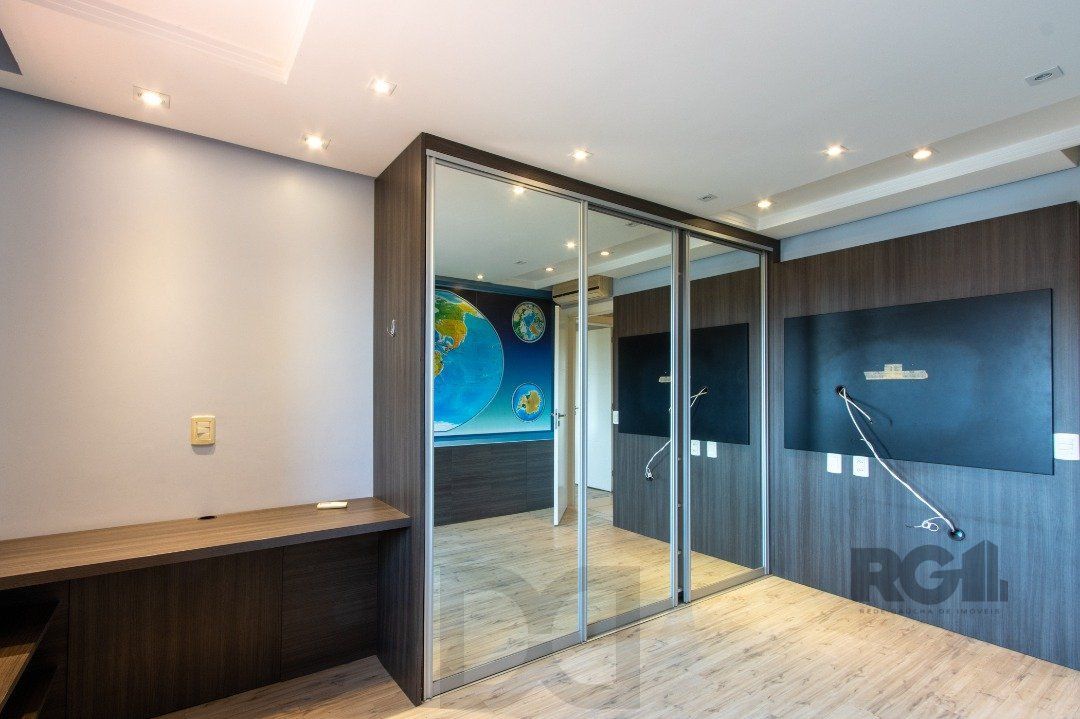 Casa Condominio para Venda - 384.33m², 3 dormitórios, sendo 1 suites, 3 vagas - Cristal — foto 21