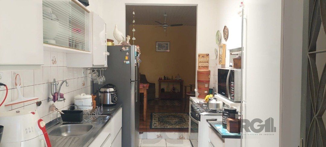 CASA COM EXTENSO PÁTIO NO CAMAQUÃ — foto 14