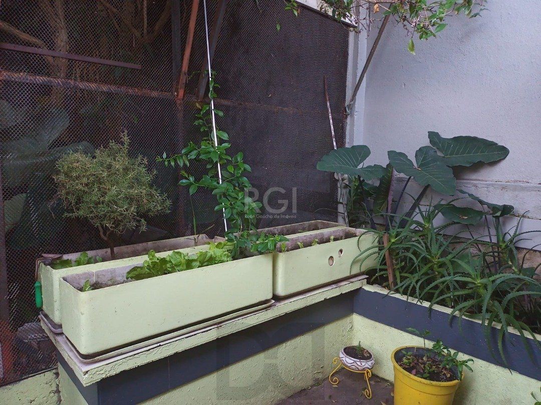 Casa para Venda - 220m², 3 dormitórios, sendo 1 suites, 1 vaga - Camaquã — foto 32