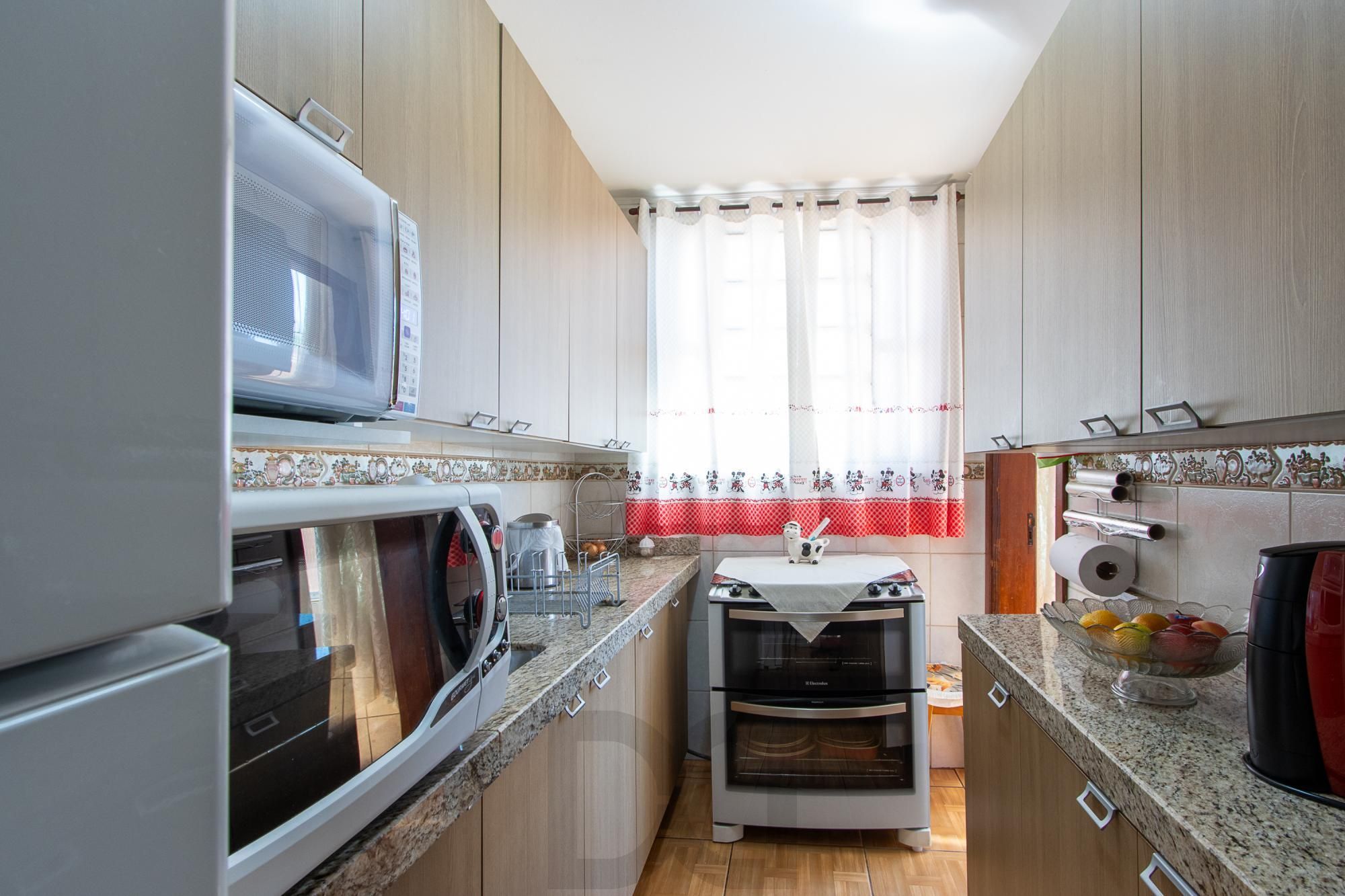 Apartamento de 2 dormitórios no bairro Medianeira. — foto 9