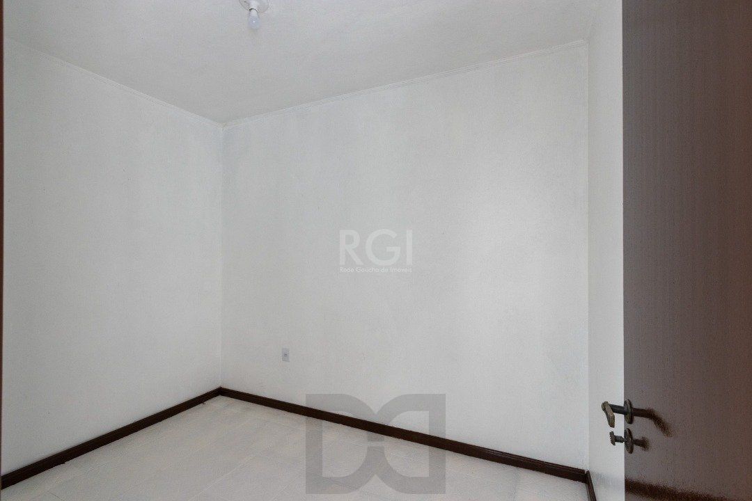 Casa para Venda - 454.7m², 5 dormitórios, sendo 1 suites, 8 vagas - Teresópolis — foto 28