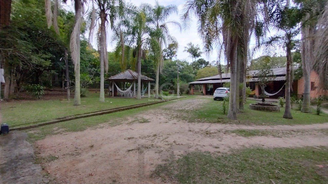 Sitio à venda no Lami, com 2 casas térreas, com 4 quartos cada uma — foto 1