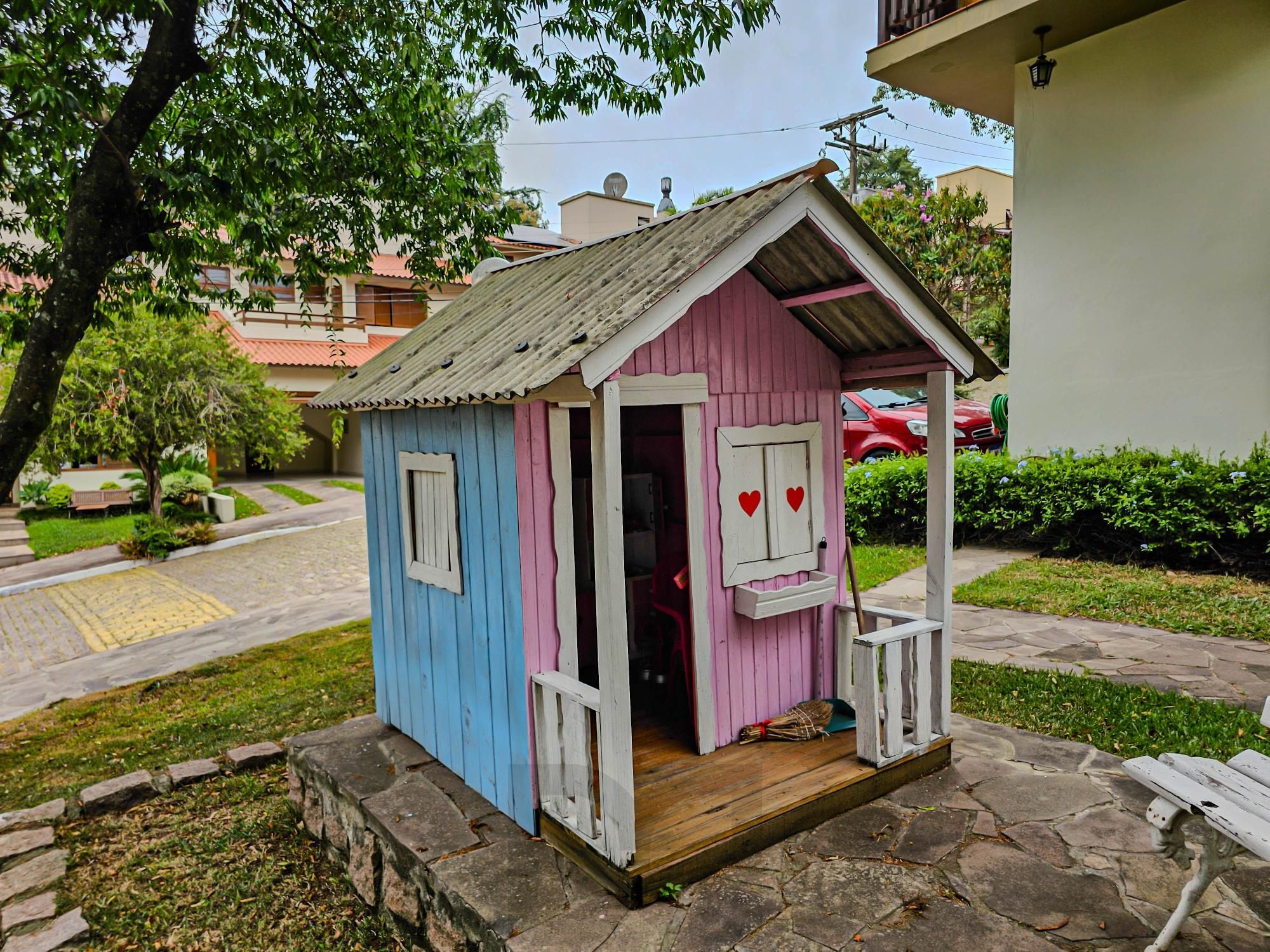 Casa em condomínio fechado, 5 dormitórios, Bairro Teresópolis — foto 33
