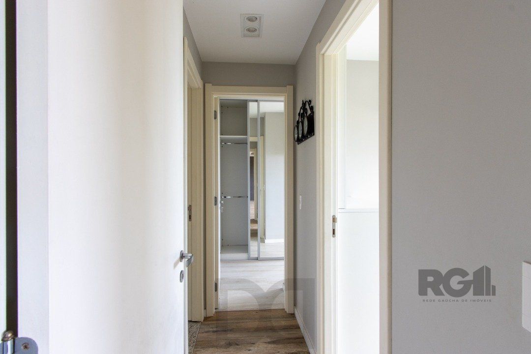 Apartamento em Porto Alegre, no bairro Cavalhada, com 3 dormitório(s), e 3 banheiros, à venda. — foto 13