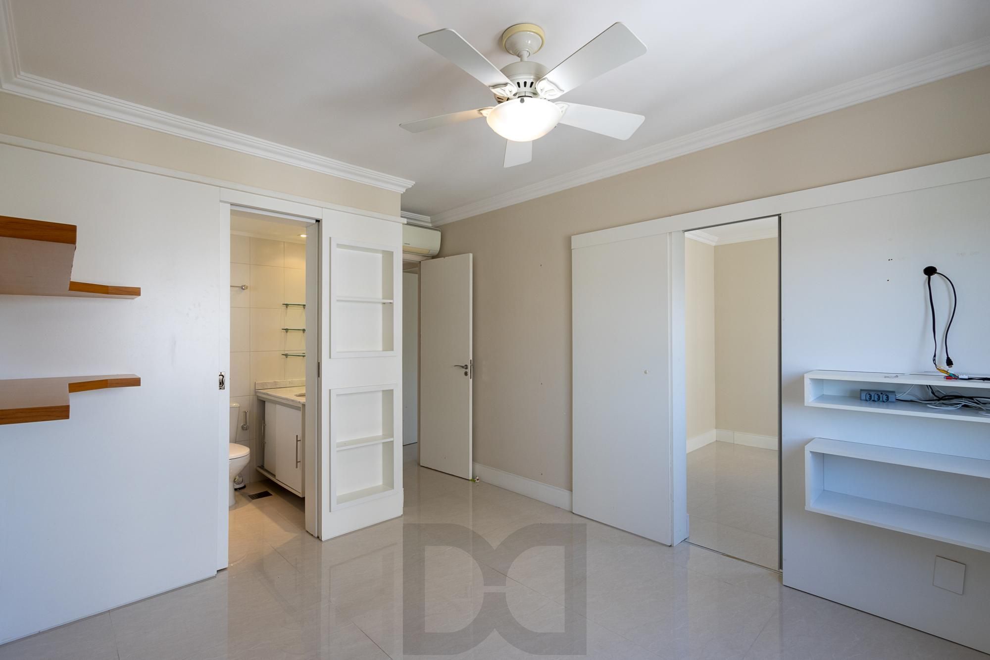 Apartamento de 3 dormitórios, 1 suíte e 2 vagas escrituradas no bairro Tristeza. — foto 28