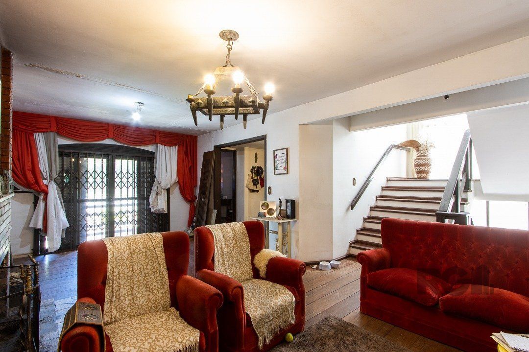 Casa para Venda - 572m², 5 dormitórios, sendo 1 suites, Cavalhada — foto 11