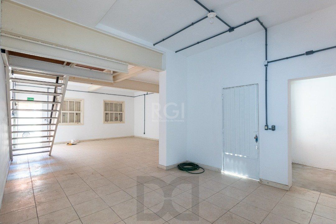 Casa para Venda - 232m², 3 dormitórios, 2 vagas - Navegantes — foto 6