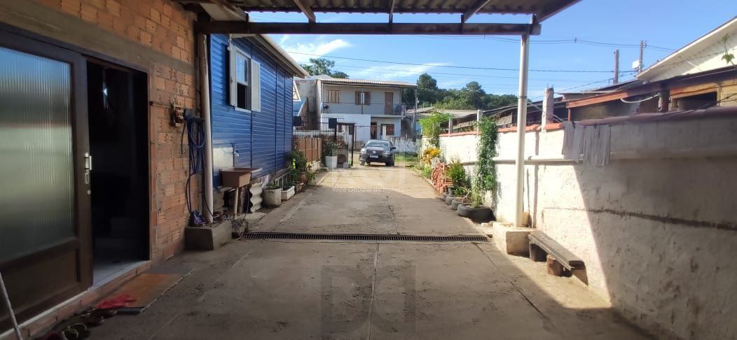 Casa para Venda com 2 dormitórios e 2 vagas no bairro Hípica — foto 3