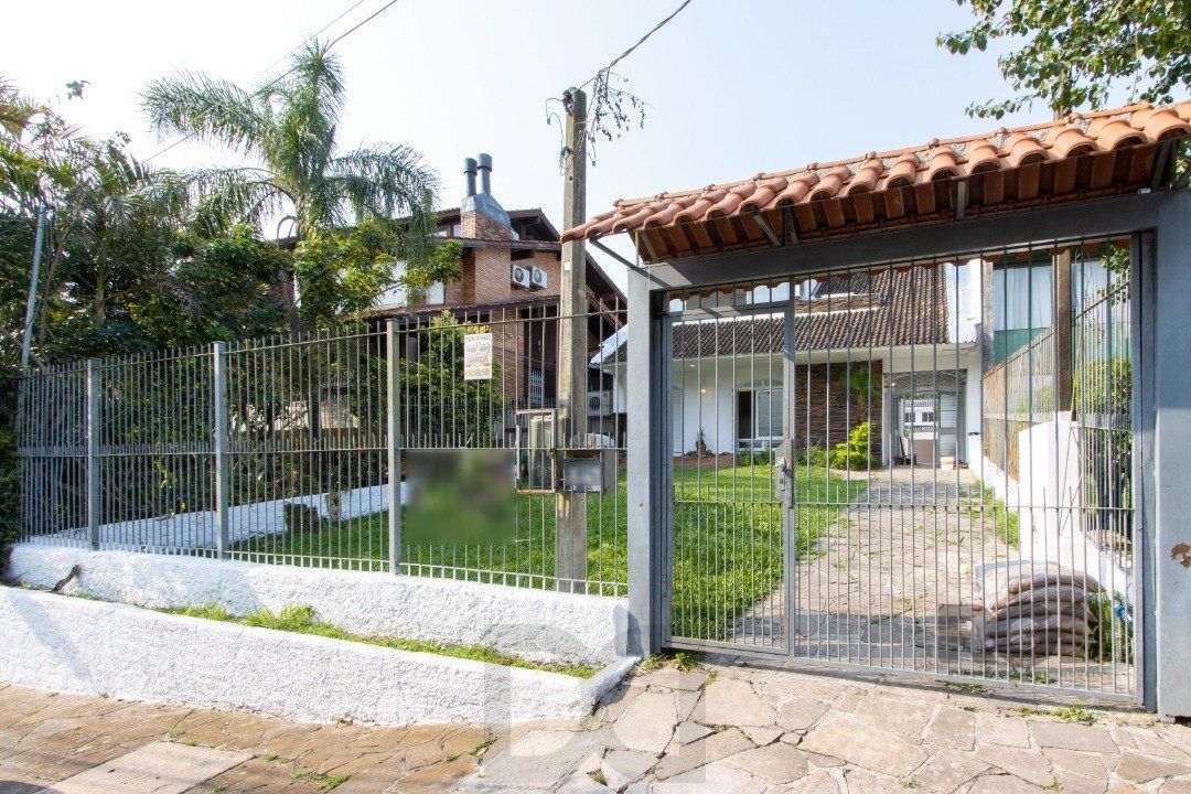 Casa para Venda - 337m², 3 dormitórios, sendo 1 suites, 3 vagas - Cristal — foto 56