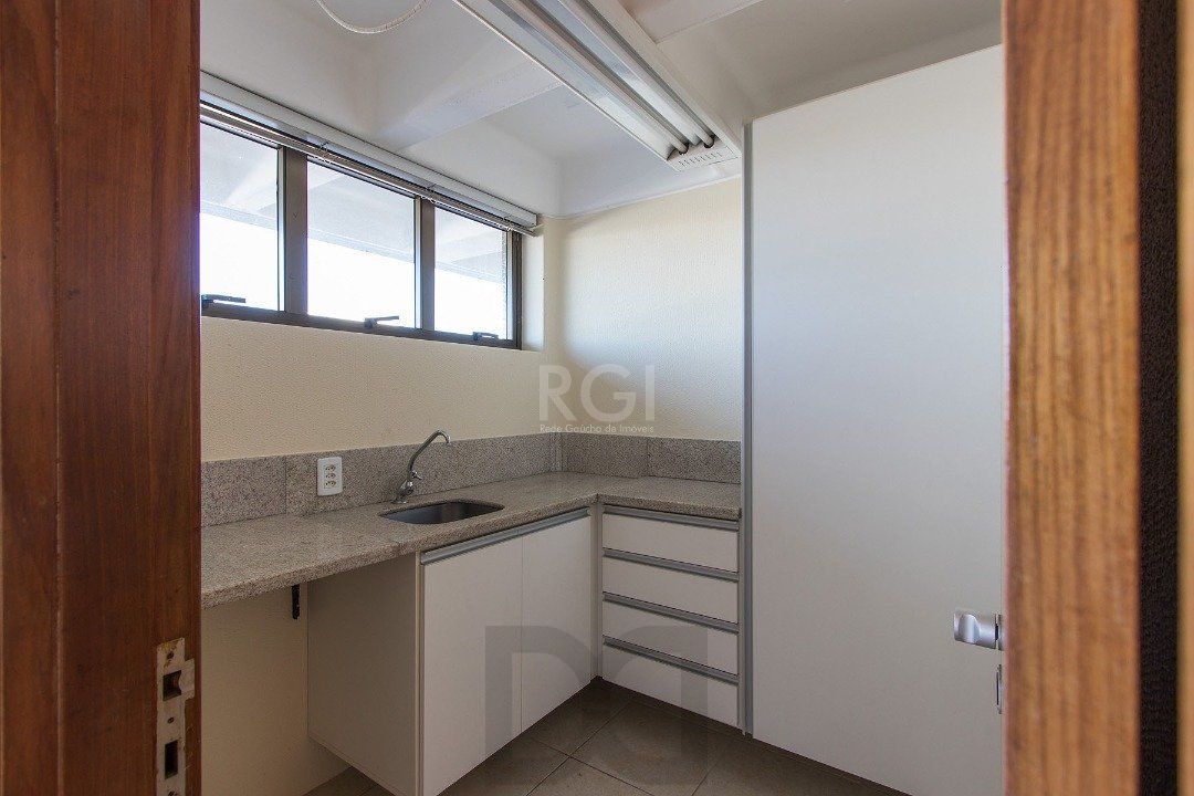 Cobertura Comercial para Venda - 225,39m², 0 dormitórios, 3 vagas - Bela Vista — foto 13