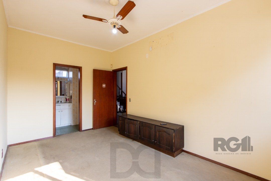 Casa para Venda - 72.6m², 4 dormitórios, sendo 1 suites, 6 vagas - Camaquã — foto 39
