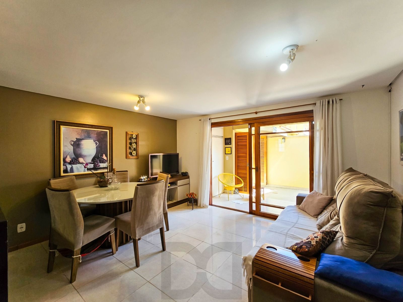 Casa 3 dormitórios I Suíte I Lareira - Bairro Tristeza — foto 11
