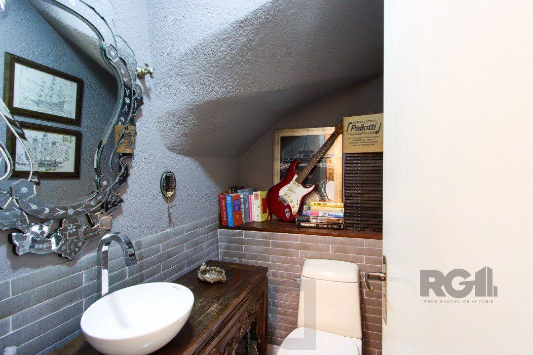 Casa com 327m² de área privativa, oferecendo 3 dormitórios, sendo 3 suítes — foto 6