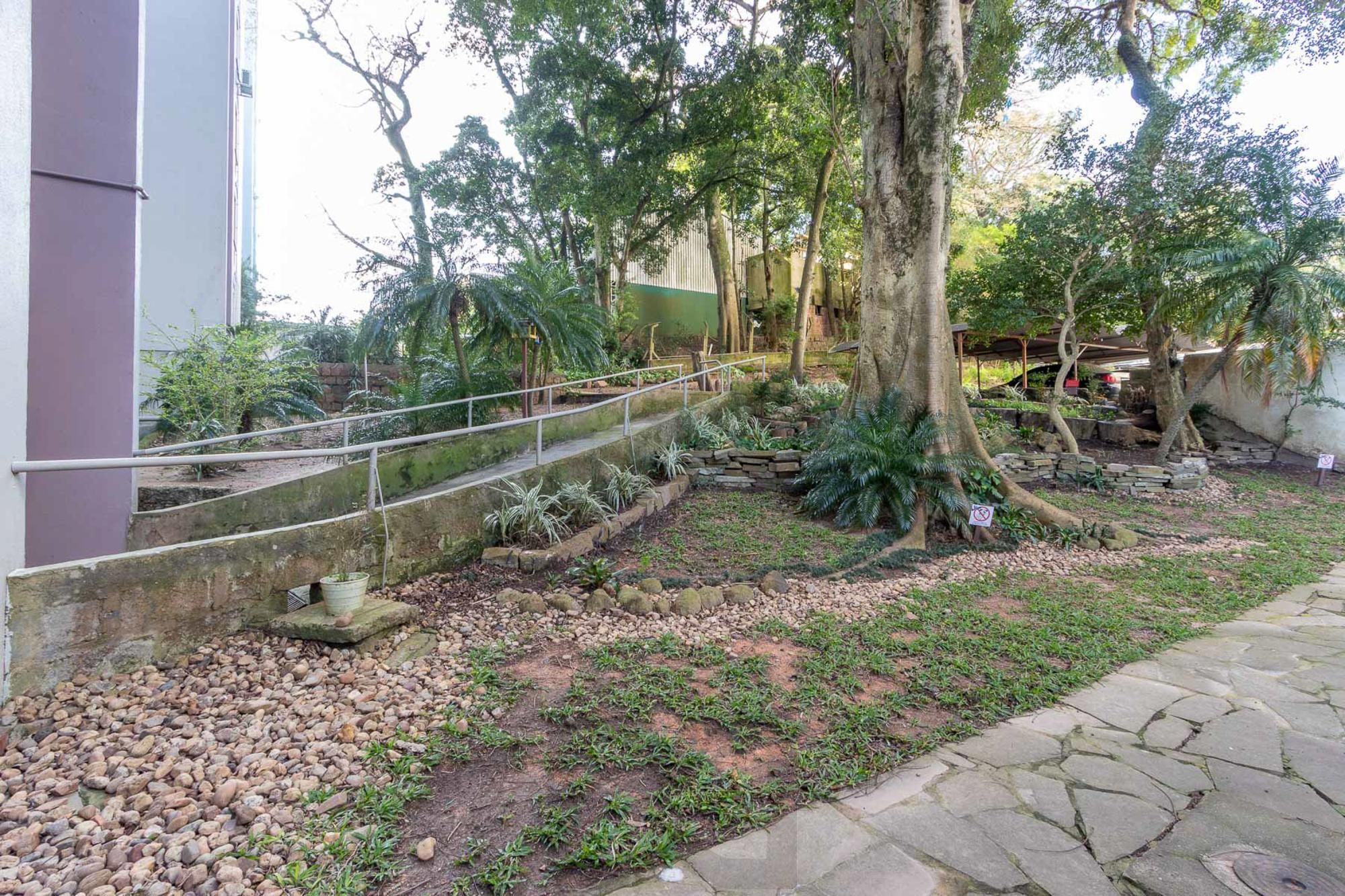Apartamento 3 quartos, reformado, condomínio com infraestrutura - Bairro Cristal — foto 37