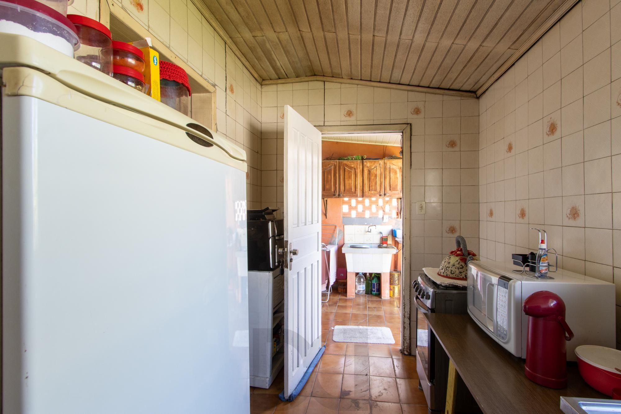 Sobrado amplo com 4 dormitórios com piscina e casa extra no mesmo terreno – Hípica — foto 18